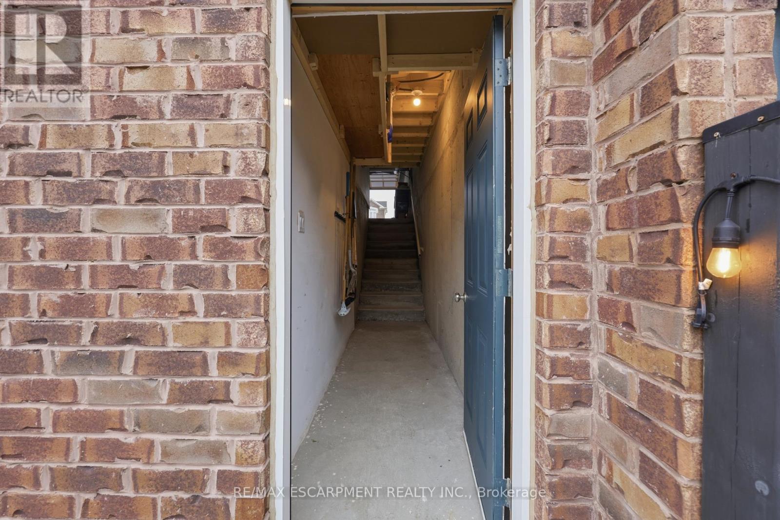 223 Skinner Road, Hamilton, Ontario  L8B 1X2 - Photo 45 - X13031756