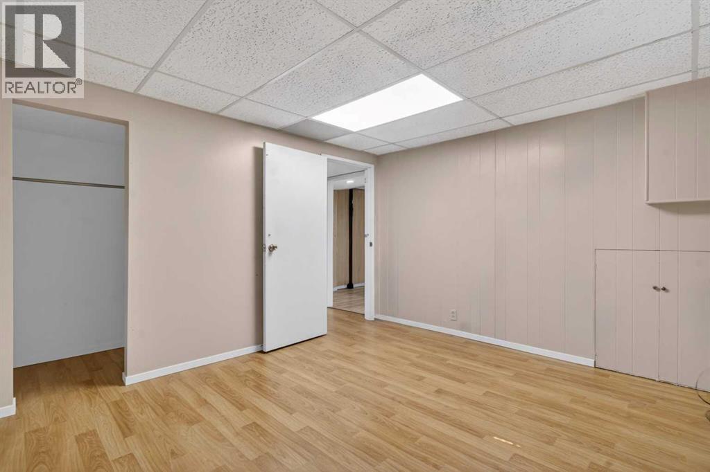 900 Abbeydale Drive Ne, Calgary, Alberta  T2A 5Y1 - Photo 30 - A2307433