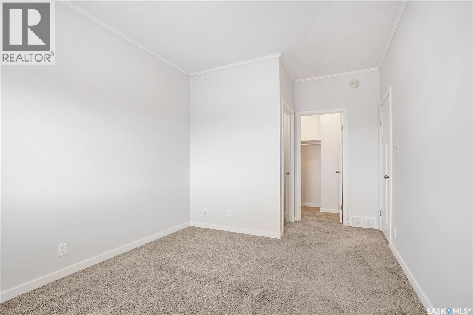 104 545 Hassard Close, Saskatoon, Saskatchewan  S7L 6V3 - Photo 12 - SK035347