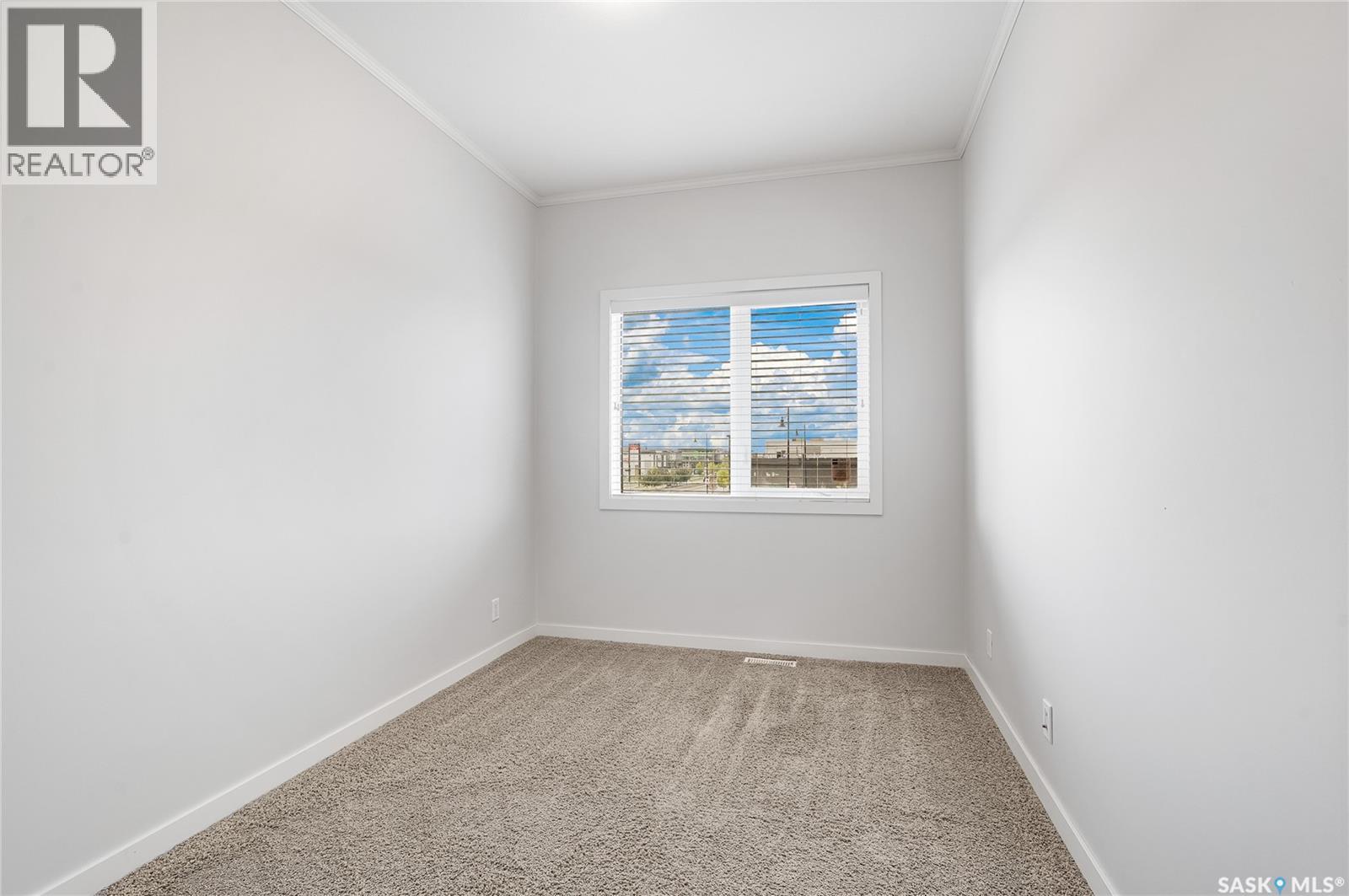 104 545 Hassard Close, Saskatoon, Saskatchewan  S7L 6V3 - Photo 9 - SK035347