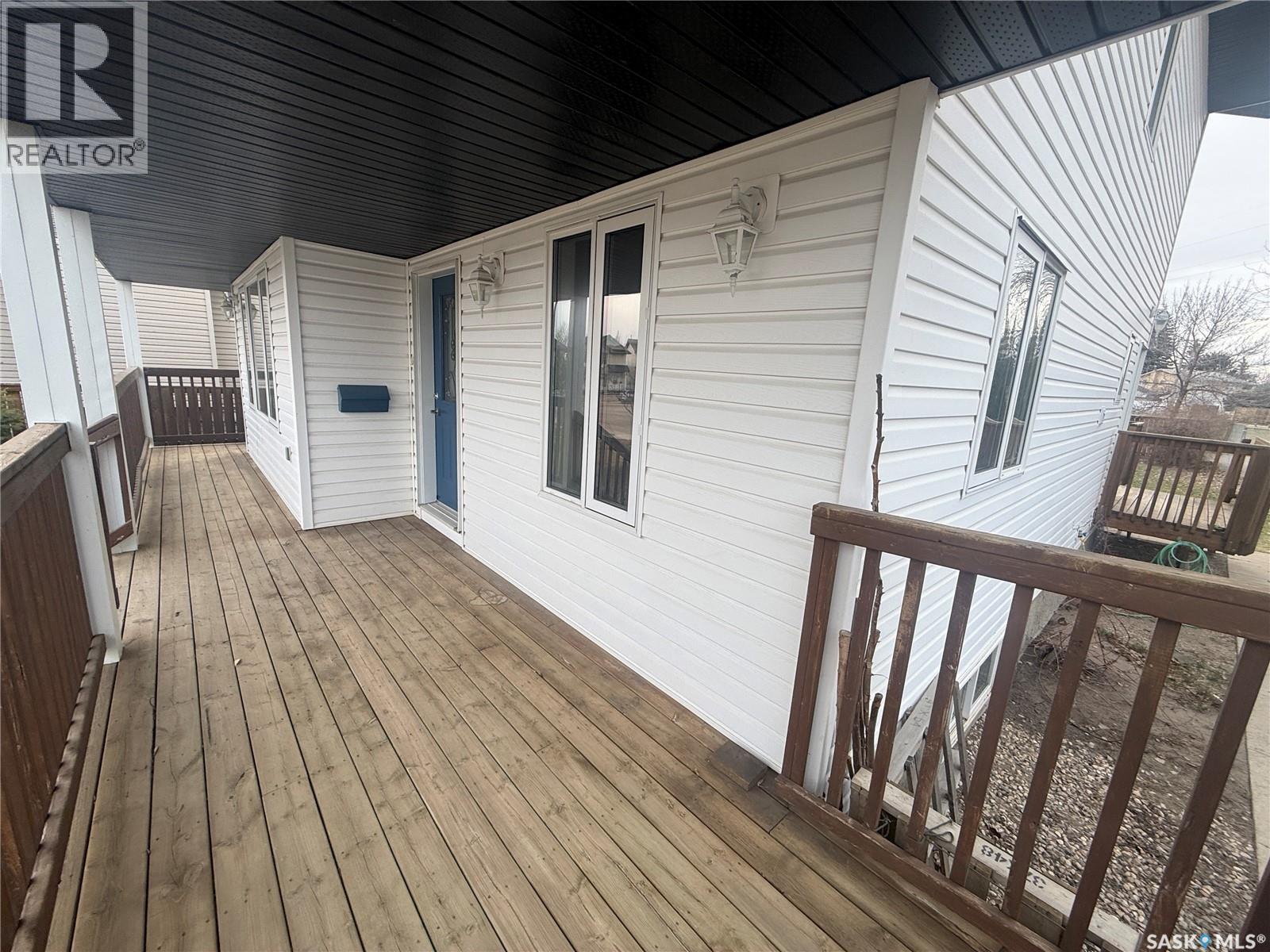 859 Rutherford Way, Saskatoon, Saskatchewan  S7N 4X6 - Photo 4 - SK035271