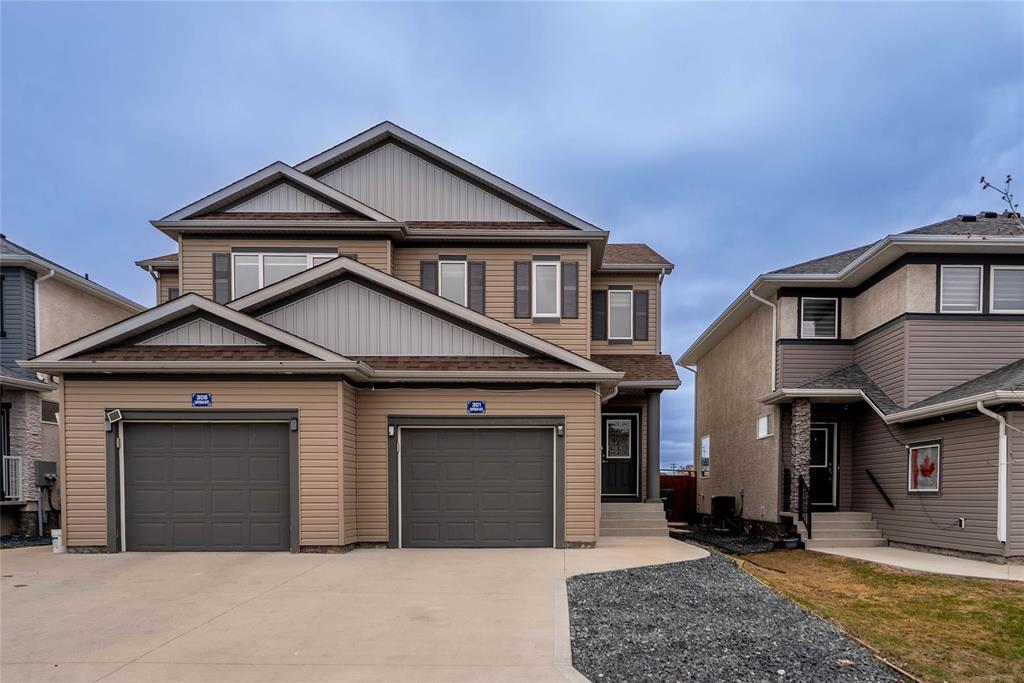 301 Cartesian Gate, Winnipeg, Manitoba  R2P 1W8 - Photo 0 - 202609826