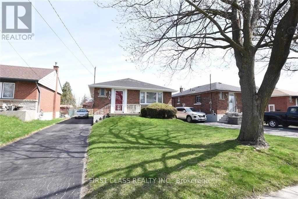 27 WELBOURN DRIVE, Hamilton, Ontario