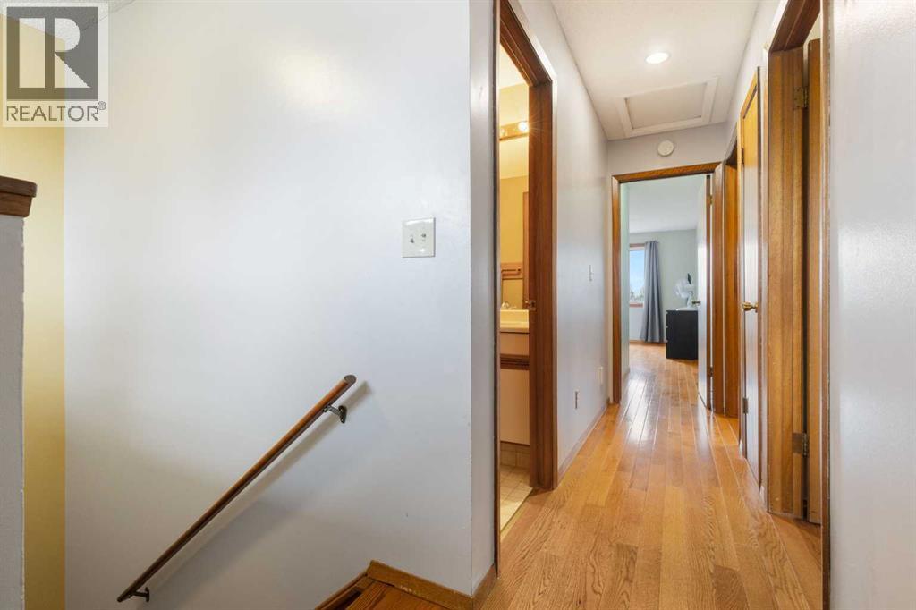 112 Woodglen Road SW, Calgary, Alberta  T2W 4Z1 - Photo 22 - A2308841