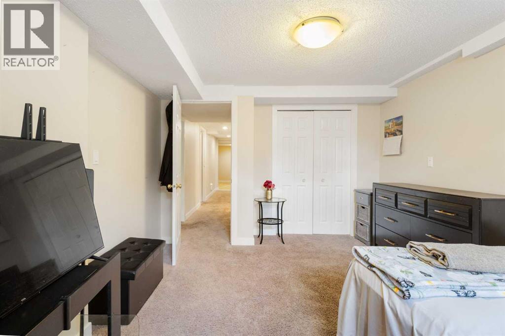 112 Woodglen Road SW, Calgary, Alberta  T2W 4Z1 - Photo 38 - A2308841
