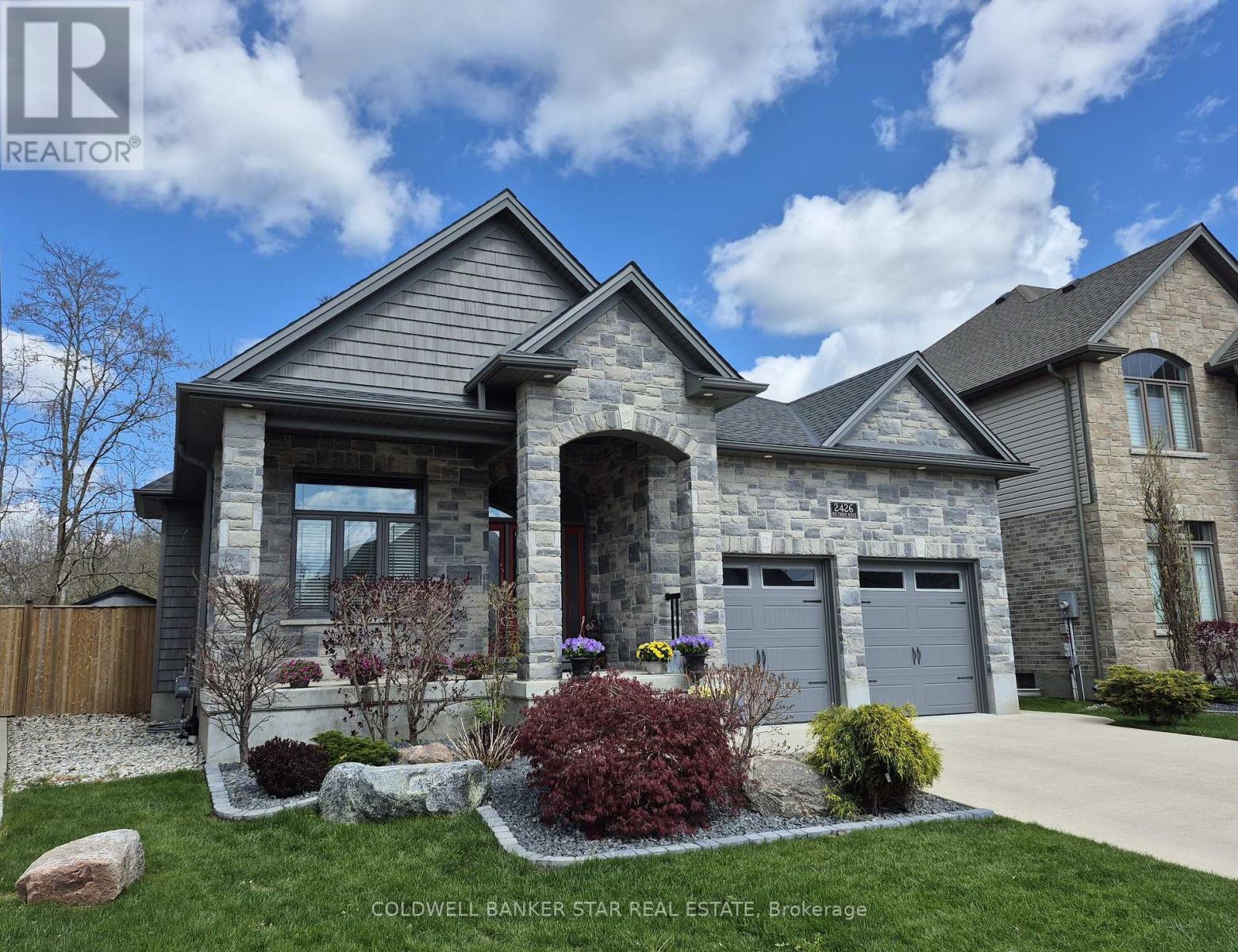 2426 Red Thorne Avenue, London South, Ontario  N6P 0E7 - Photo 1 - X13099848