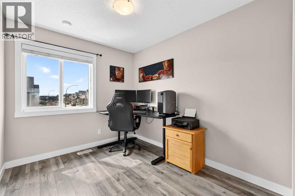305 Seton Circle Se, Calgary, Alberta  T3M 2V8 - Photo 17 - A2307338