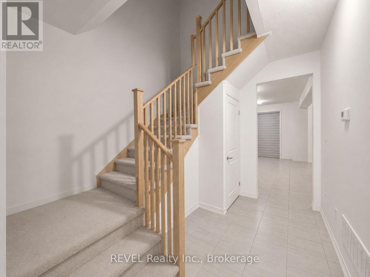 18 - 7441 Baycrest Common, Niagara Falls, Ontario  L2G 3L9 - Photo 3 - X13099832