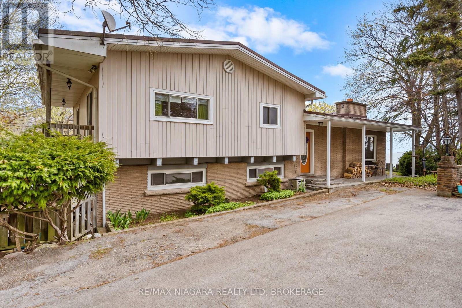 10419 Lakeshore Road, Wainfleet (Lakeshore), Ontario  L3K 5V4 - Photo 2 - X13099880