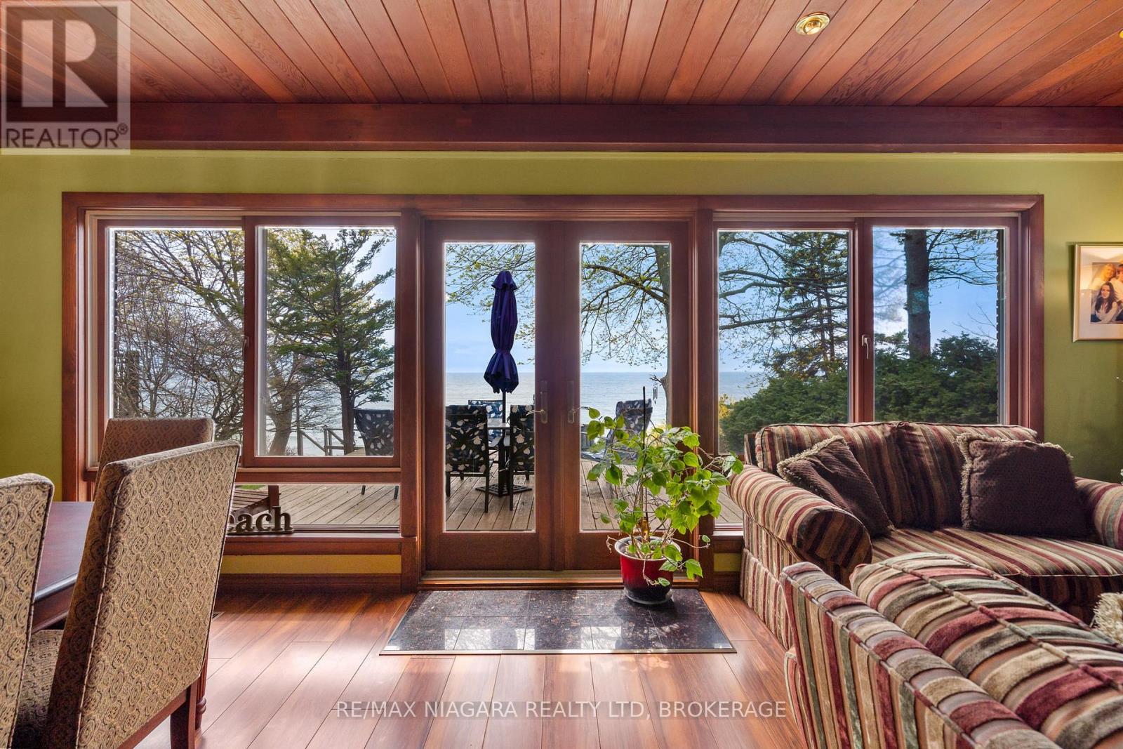 10419 Lakeshore Road, Wainfleet (Lakeshore), Ontario  L3K 5V4 - Photo 4 - X13099880