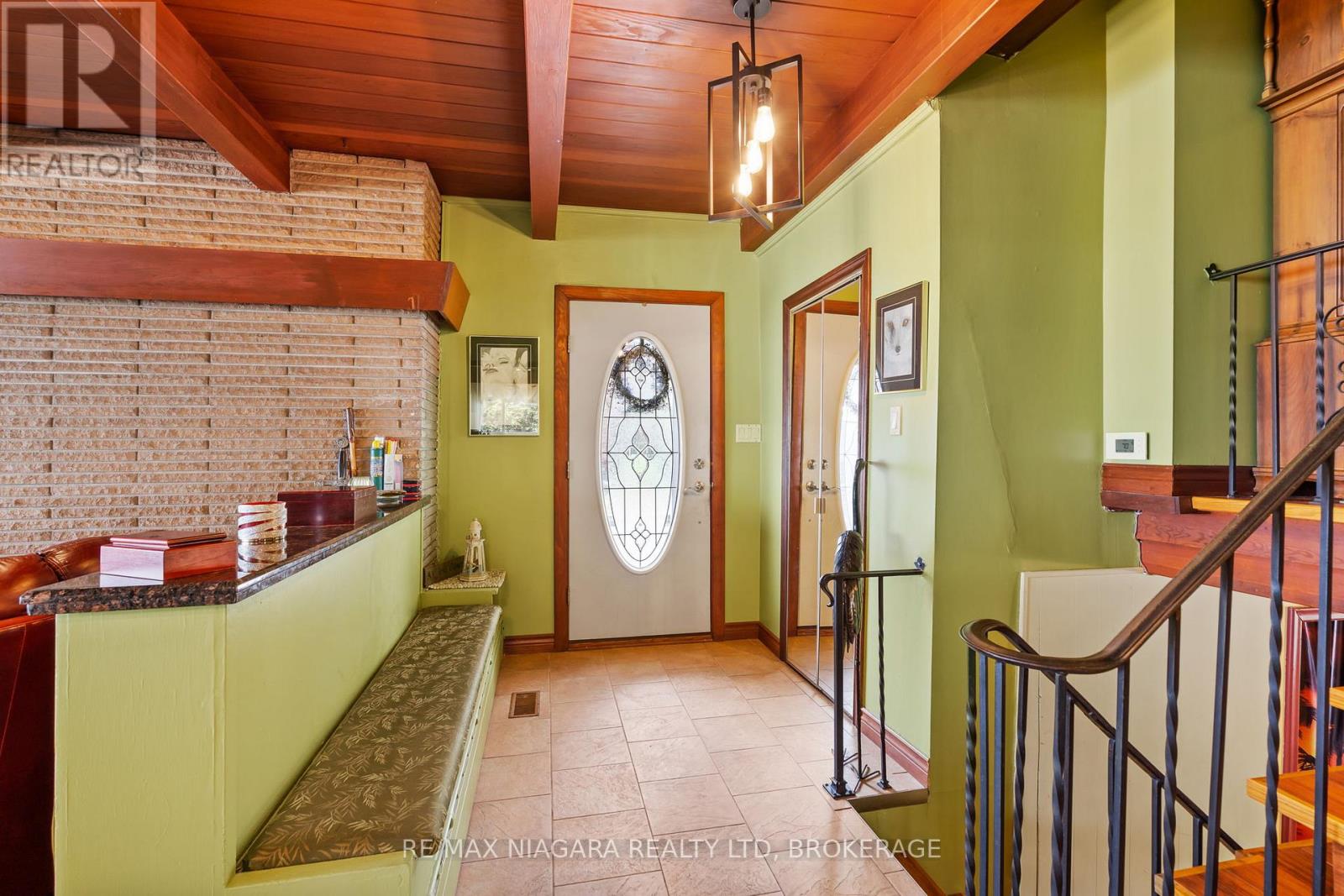 10419 Lakeshore Road, Wainfleet (Lakeshore), Ontario  L3K 5V4 - Photo 7 - X13099880