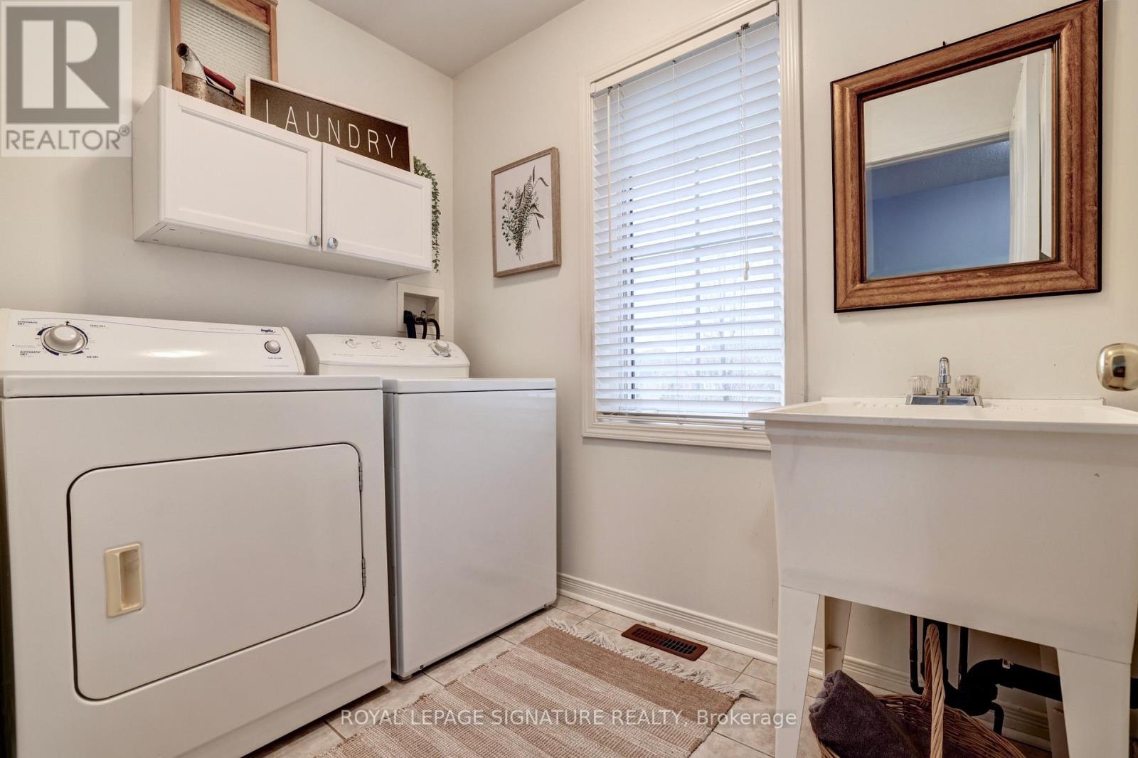 798 Spinning Wheel Crescent, Mississauga (Meadowvale Village), Ontario  L5W 1W4 - Photo 25 - W13098710