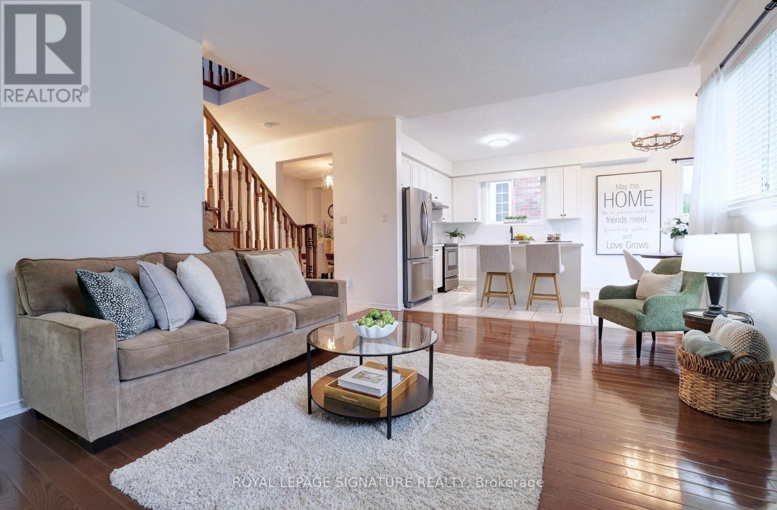 798 Spinning Wheel Crescent, Mississauga (Meadowvale Village), Ontario  L5W 1W4 - Photo 6 - W13098710