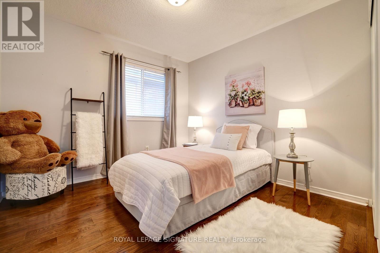 798 Spinning Wheel Crescent, Mississauga (Meadowvale Village), Ontario  L5W 1W4 - Photo 24 - W13098710