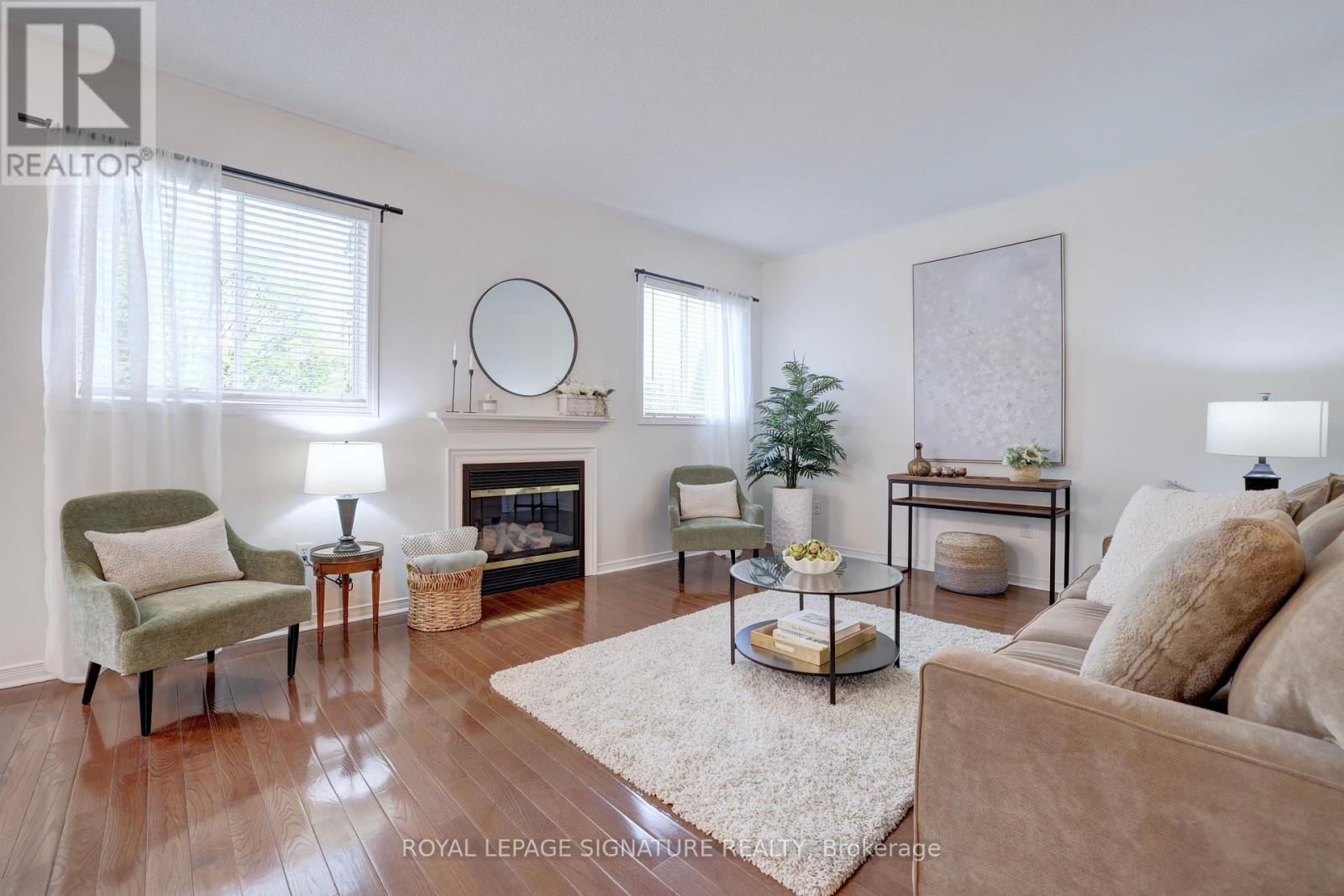 798 Spinning Wheel Crescent, Mississauga (Meadowvale Village), Ontario  L5W 1W4 - Photo 7 - W13098710
