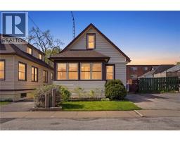4 MANNING Street, St. Catharines, Ontario