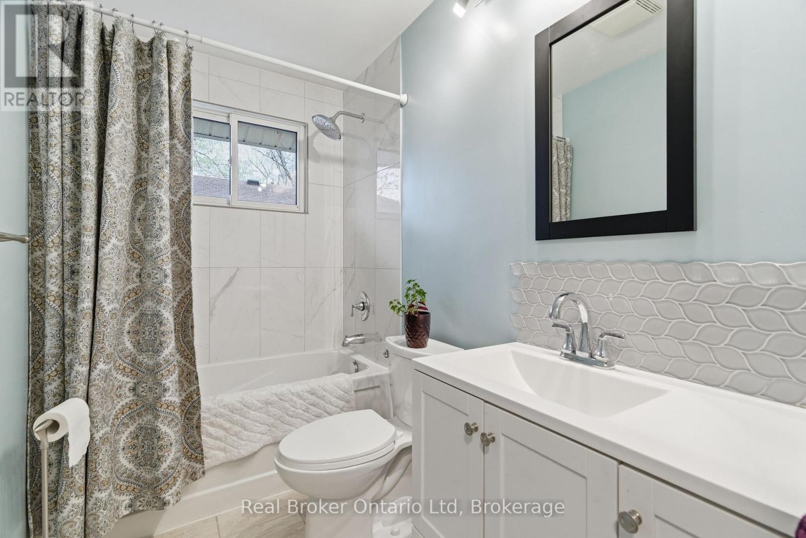 6 Eleanor Court, Guelph (Grange Road), Ontario  N1E 1S7 - Photo 18 - X13099858