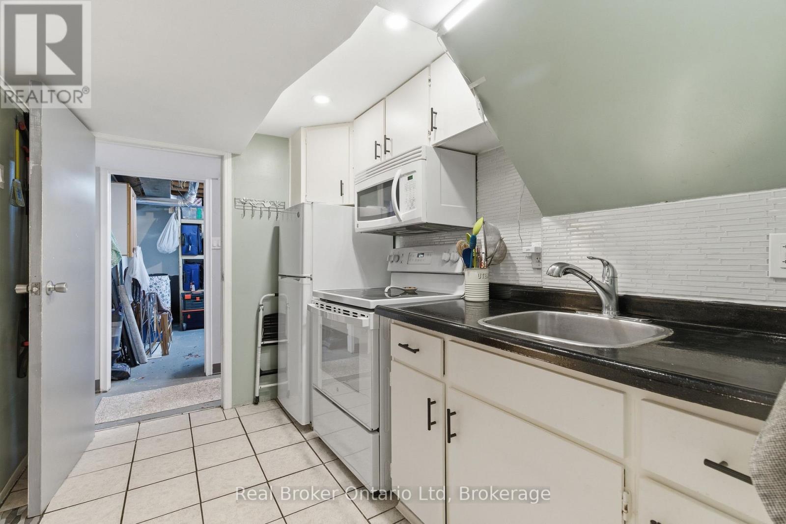 6 Eleanor Court, Guelph (Grange Road), Ontario  N1E 1S7 - Photo 25 - X13099858
