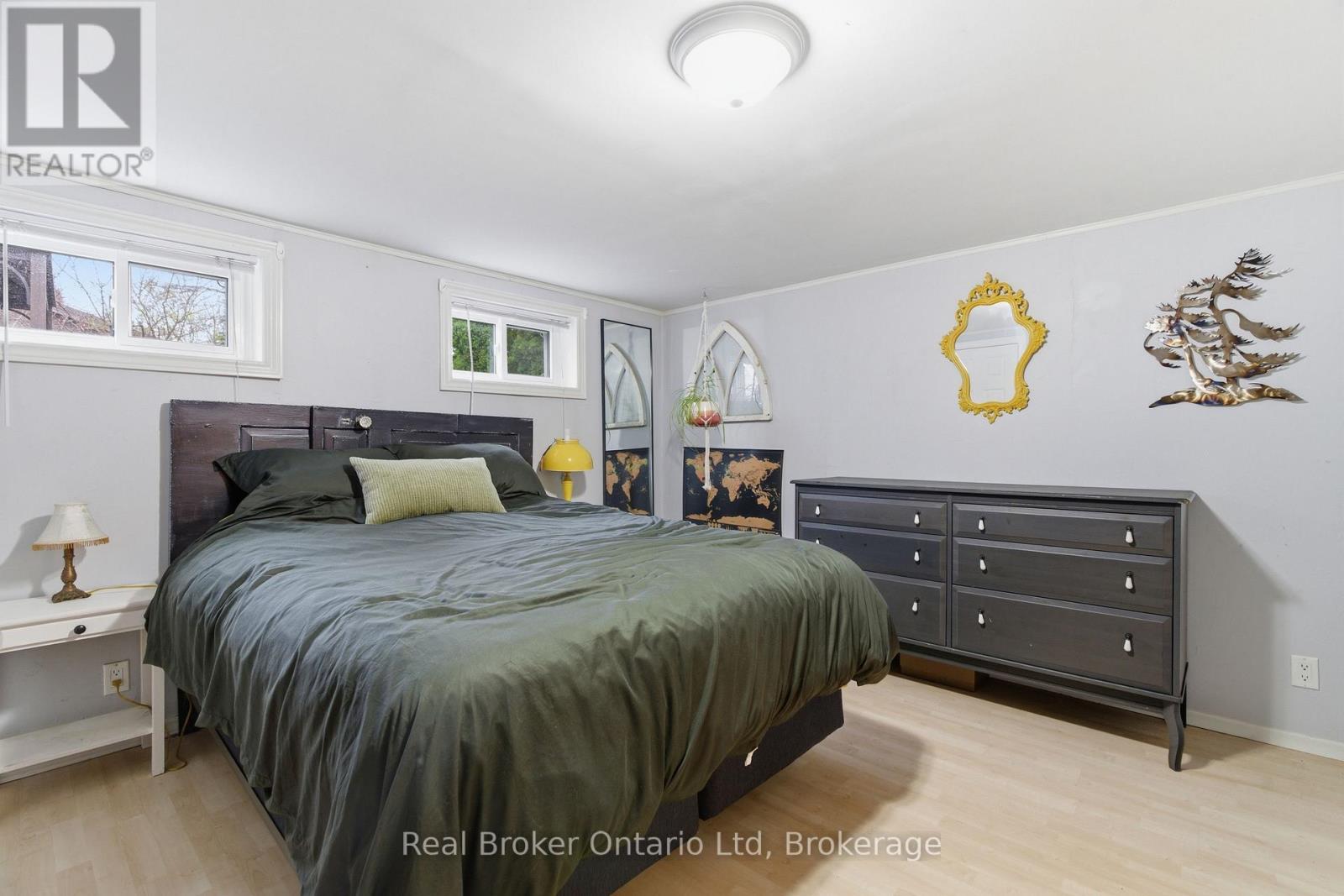 6 Eleanor Court, Guelph (Grange Road), Ontario  N1E 1S7 - Photo 33 - X13099858