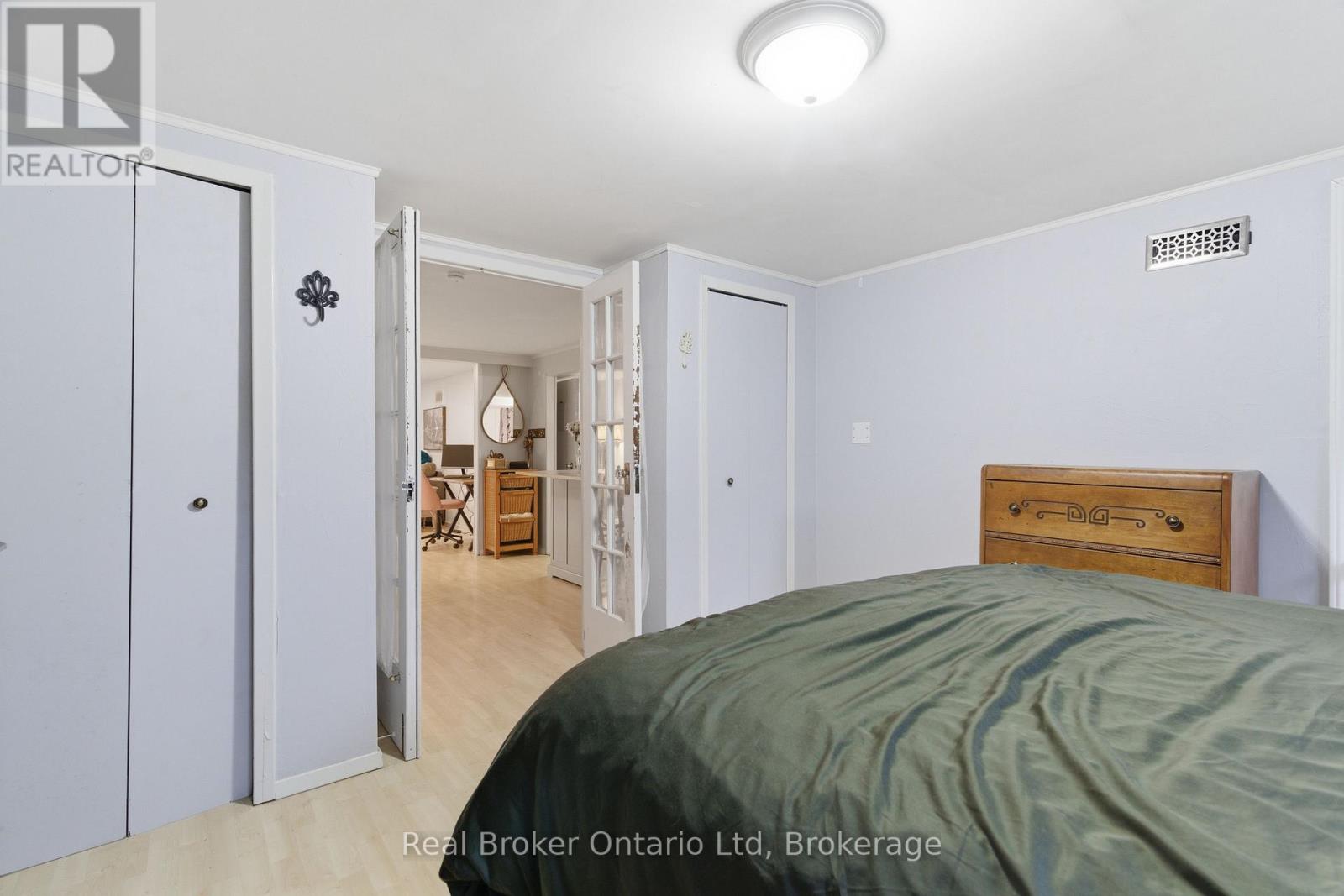 6 Eleanor Court, Guelph (Grange Road), Ontario  N1E 1S7 - Photo 34 - X13099858
