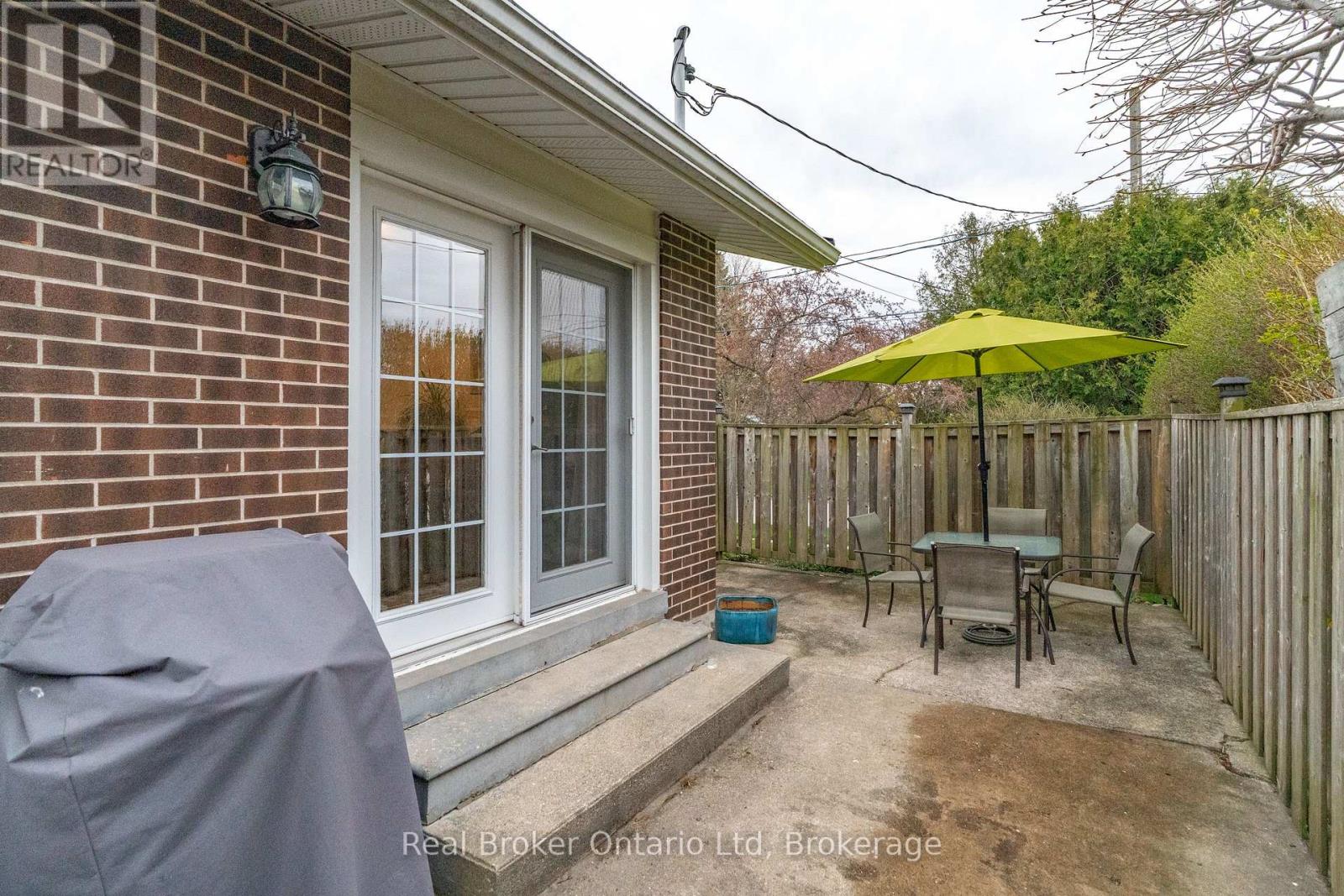6 Eleanor Court, Guelph (Grange Road), Ontario  N1E 1S7 - Photo 42 - X13099858