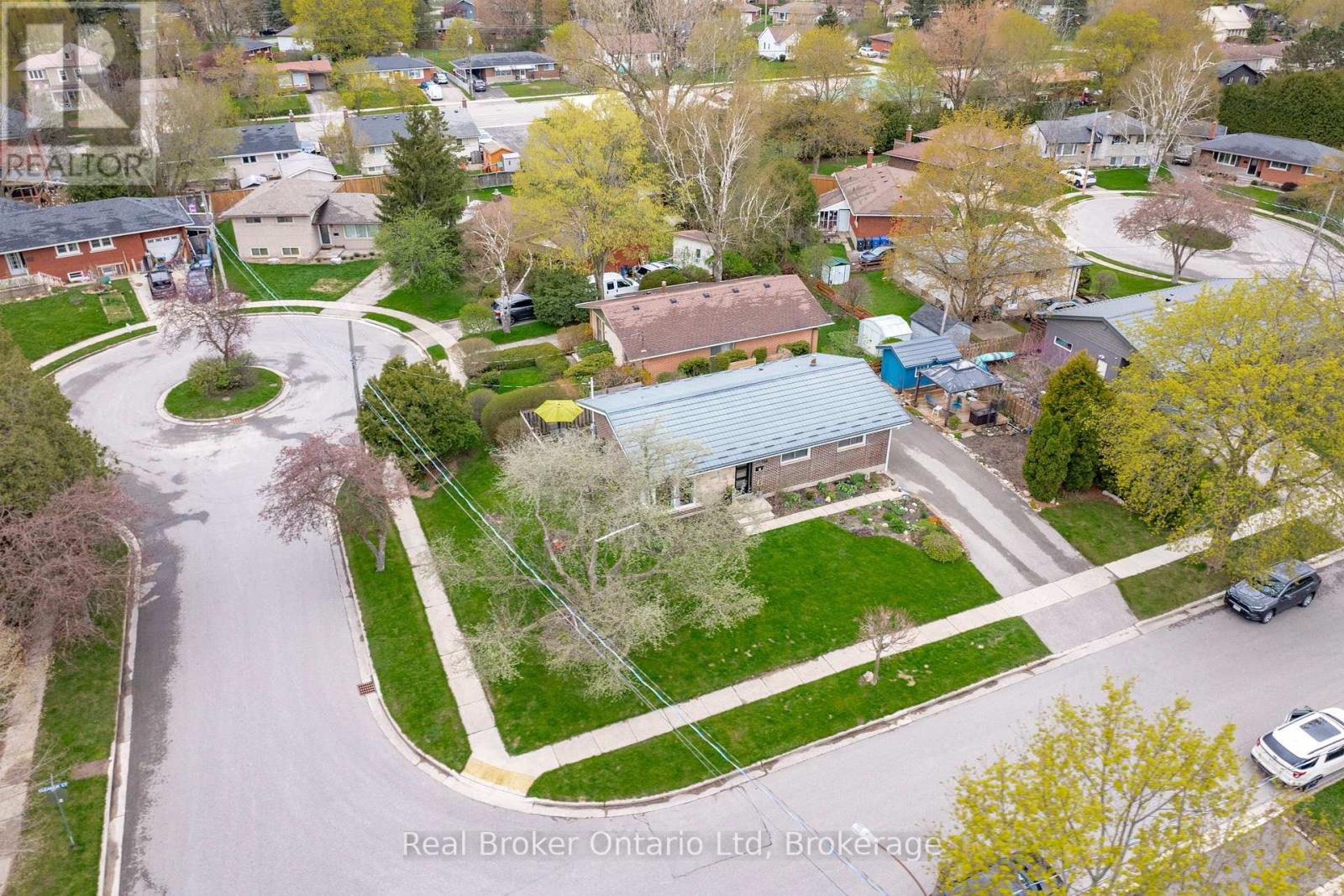 6 Eleanor Court, Guelph (Grange Road), Ontario  N1E 1S7 - Photo 46 - X13099858