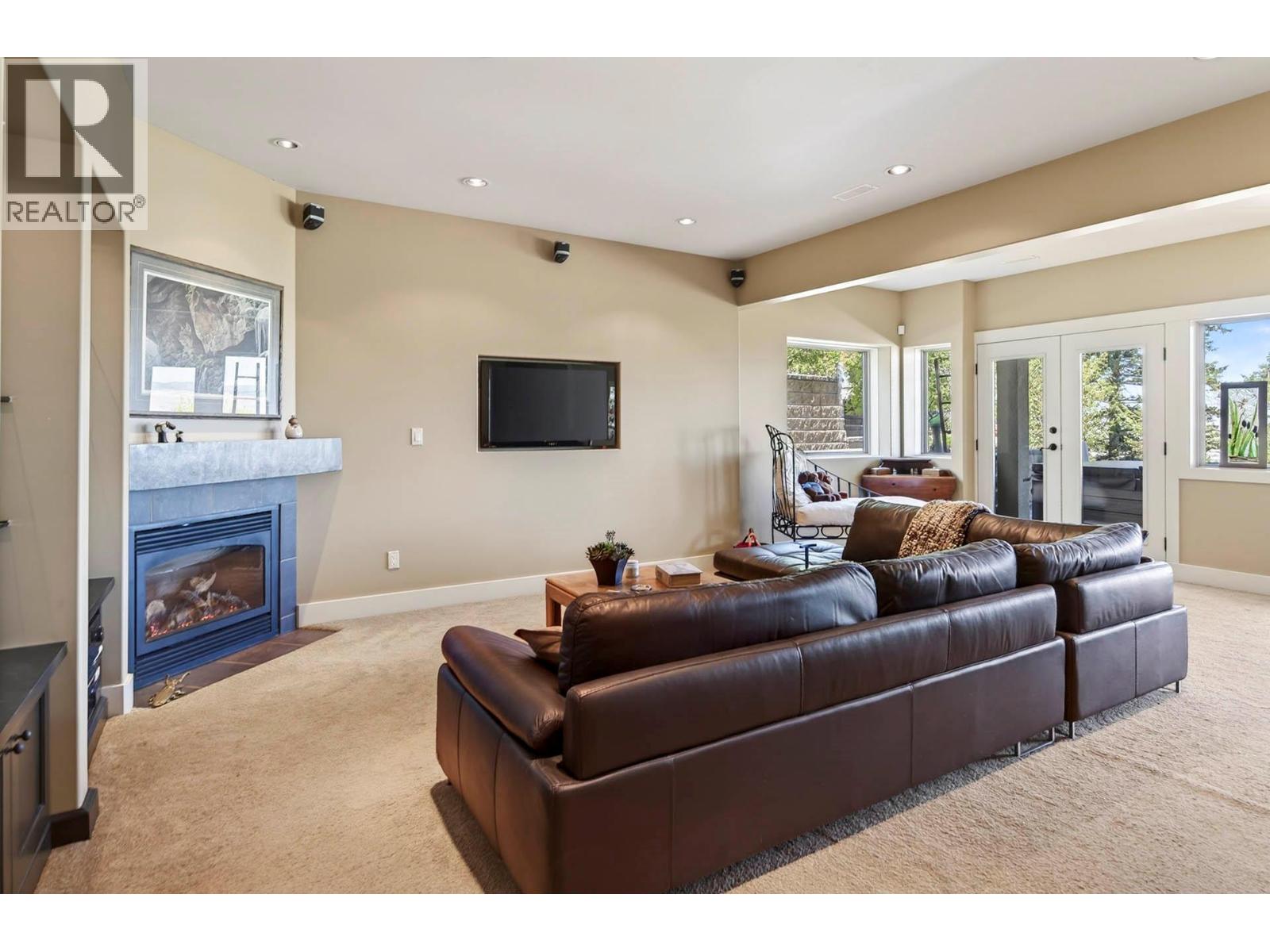 424 Azure Place, Kamloops, British Columbia  V2E 2R2 - Photo 45 - 10386550