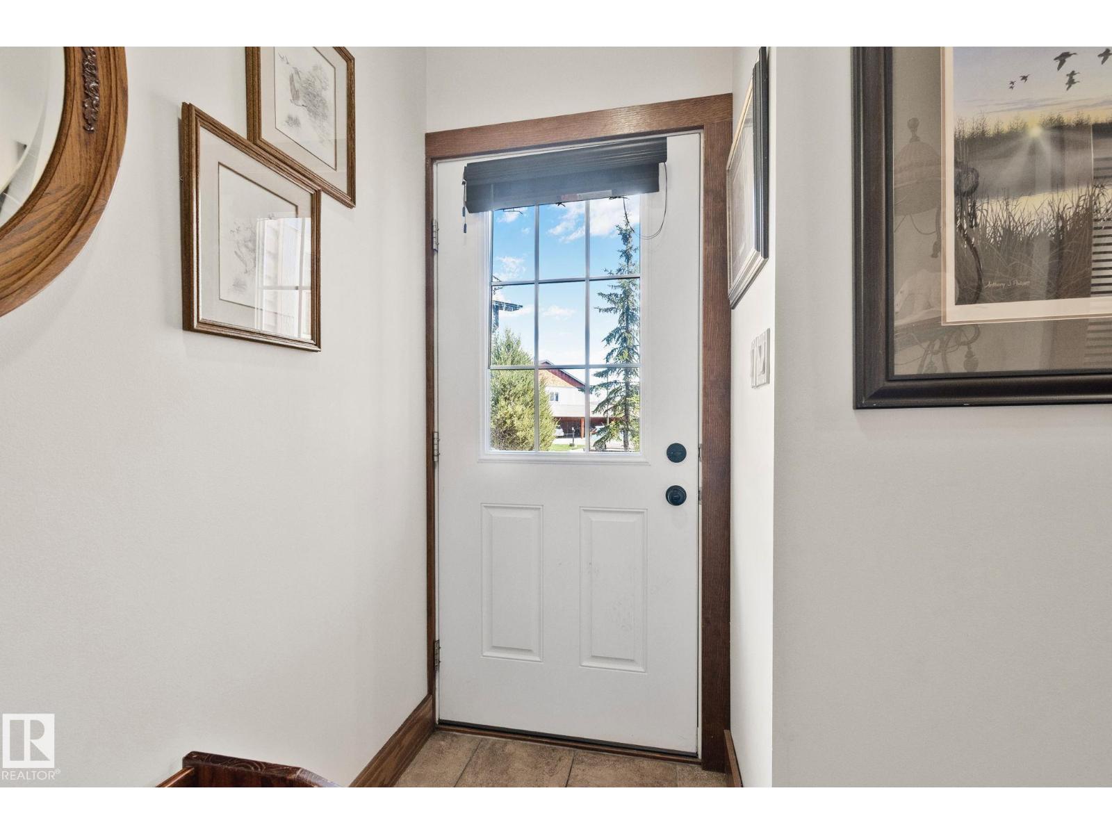 2201 Graybriar Gr, Stony Plain, Alberta  T7Z 0G1 - Photo 3 - E4486415
