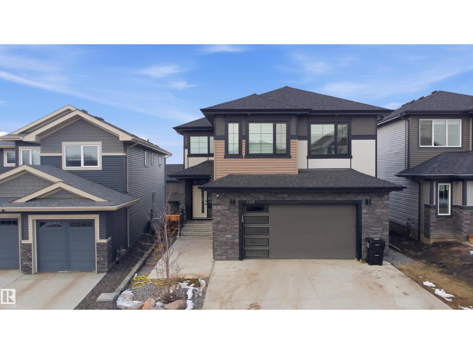 1210 PEREGRINE TC NW, edmonton, Alberta