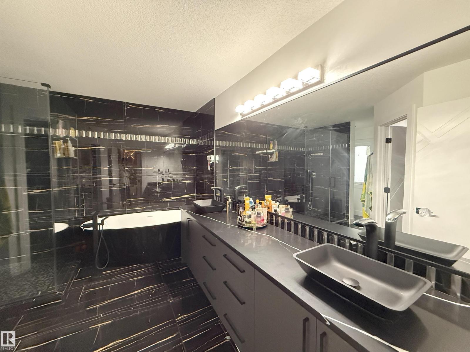 1210 Peregrine Tc Nw, Edmonton, Alberta  T5S 0M3 - Photo 46 - E4486416