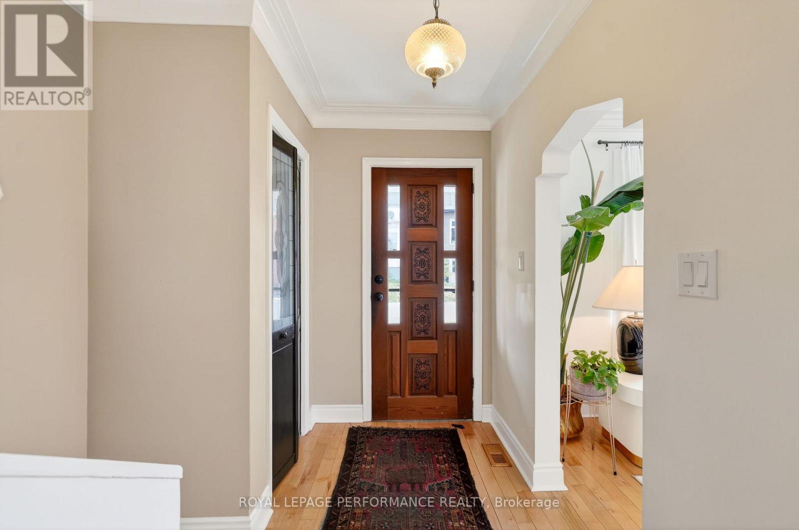 317 Shakespeare Street, Ottawa, Ontario  K1L 5M1 - Photo 3 - X13099808