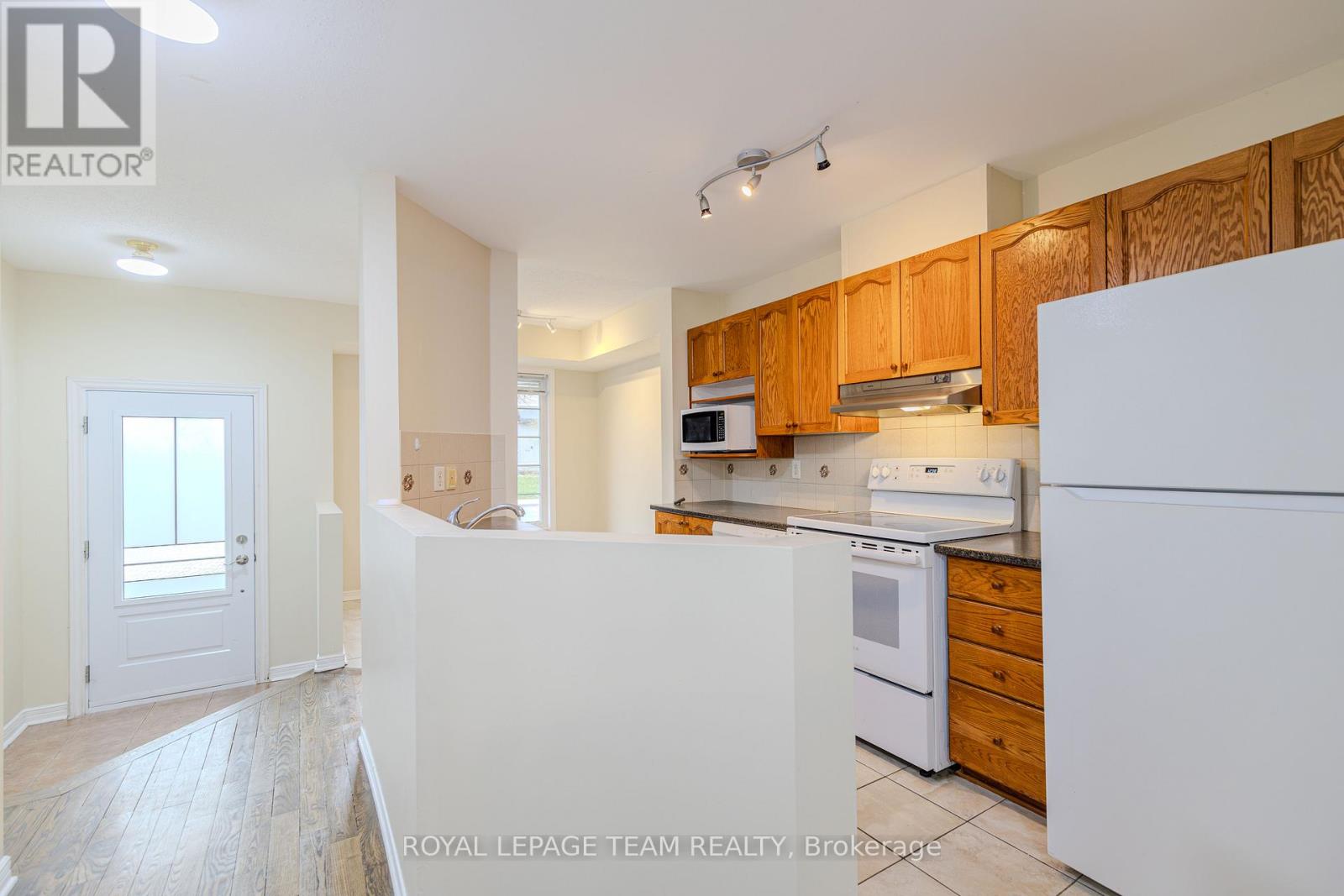 263 Cresthaven Drive, Ottawa, Ontario  K2G 6W3 - Photo 12 - X13099856