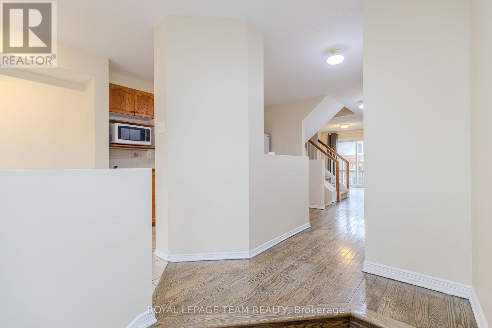 263 Cresthaven Drive, Ottawa, Ontario  K2G 6W3 - Photo 5 - X13099856