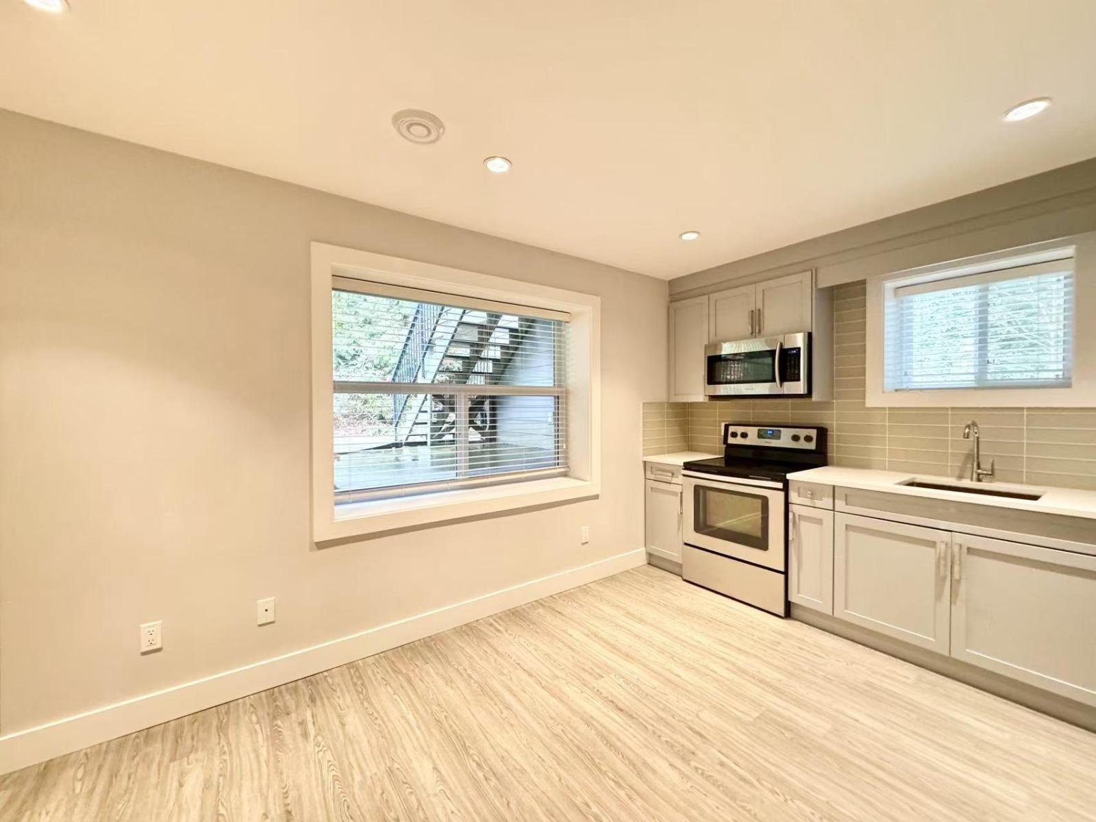Basement 159xx 92a Avenue, Surrey, British Columbia  V4N 6N1 - Photo 1 - R3121186