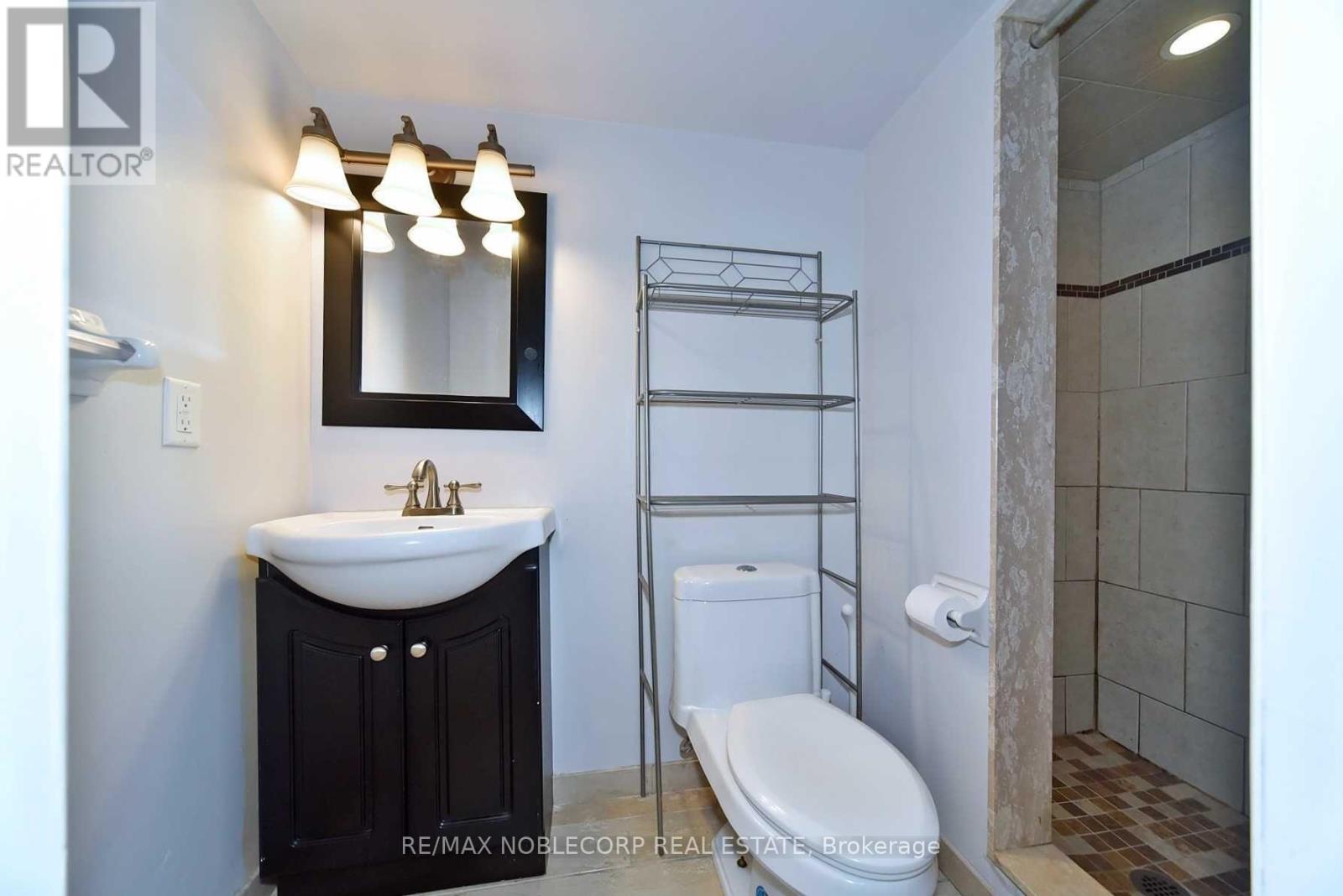 Basement - 16-103 Foxchase Avenue, Vaughan, Ontario  L4L 9K7 - Photo 6 - N13099840