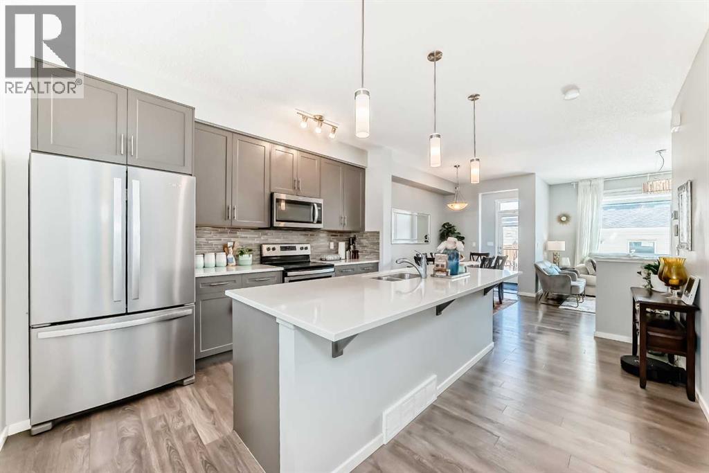 462 Walgrove Way Se, Calgary, Alberta  T2X 4E9 - Photo 3 - A2303333