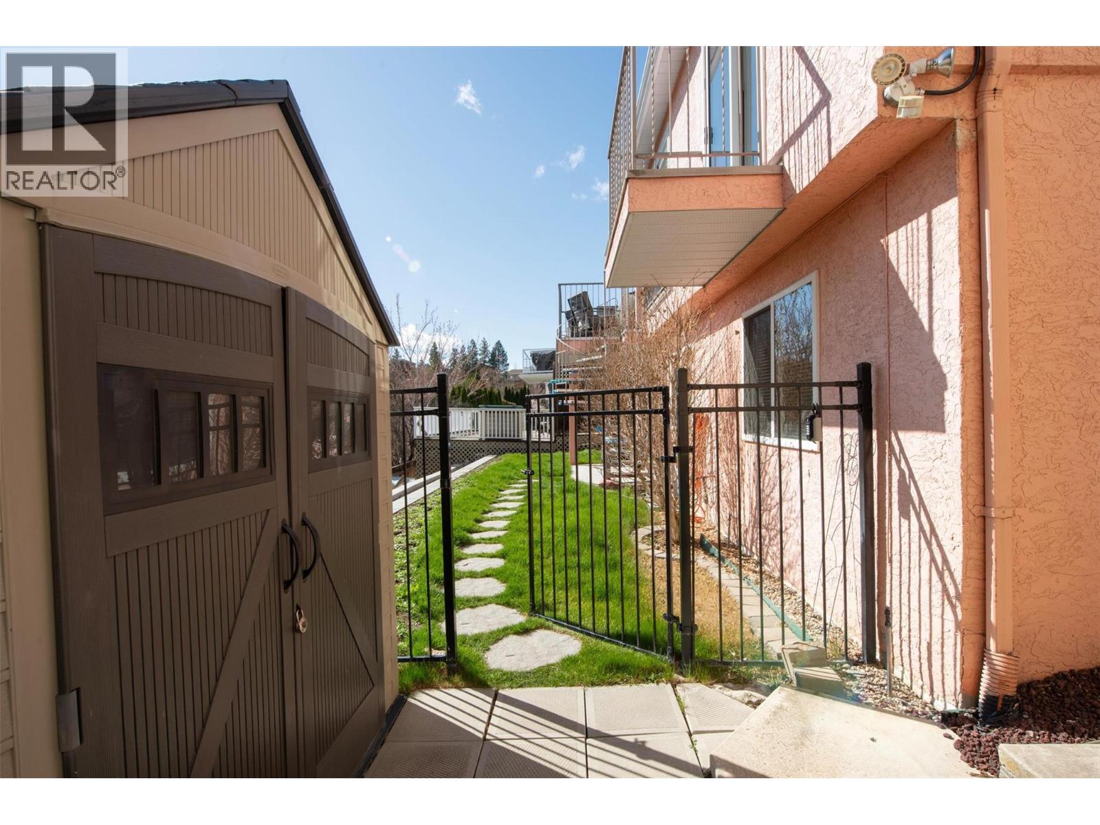 573 Spruceview Place N, Kelowna, British Columbia  V1V 1S7 - Photo 43 - 10378336