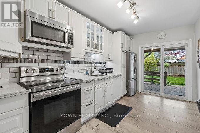6 Albany Avenue, Hamilton (Crown Point), Ontario  L8H 2H2 - Photo 10 - X13099810