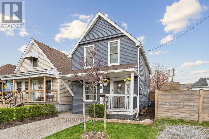 6 Albany Avenue, Hamilton (Crown Point), Ontario  L8H 2H2 - Photo 2 - X13099810