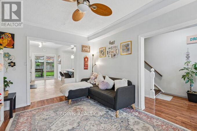 6 Albany Avenue, Hamilton (Crown Point), Ontario  L8H 2H2 - Photo 6 - X13099810