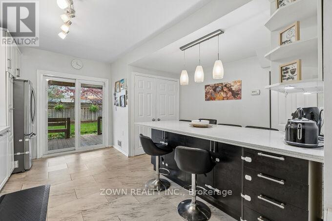 6 Albany Avenue, Hamilton (Crown Point), Ontario  L8H 2H2 - Photo 8 - X13099810