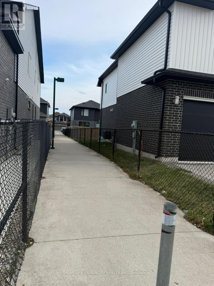 724 Freeport Street, London North (North E), Ontario  N6G 0R3 - Photo 18 - X13099826