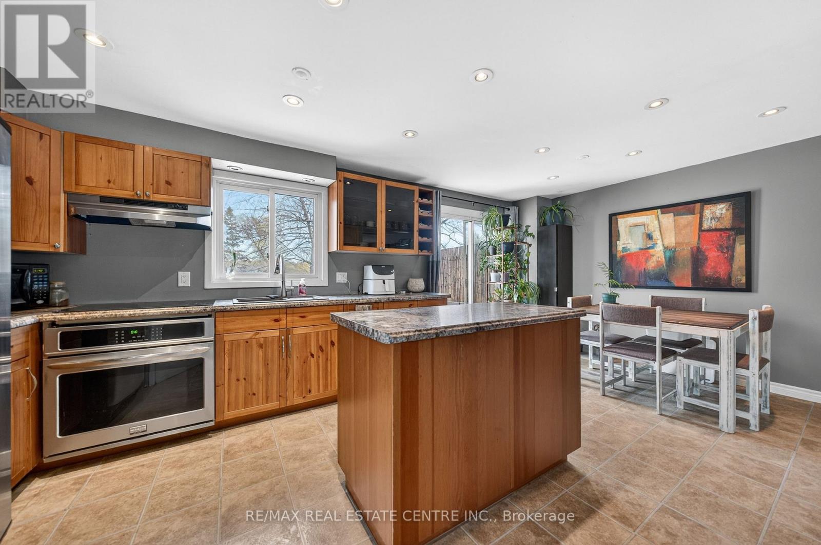 195 Old Carriage Drive, Kitchener, Ontario  N2P 1H5 - Photo 11 - X13099862