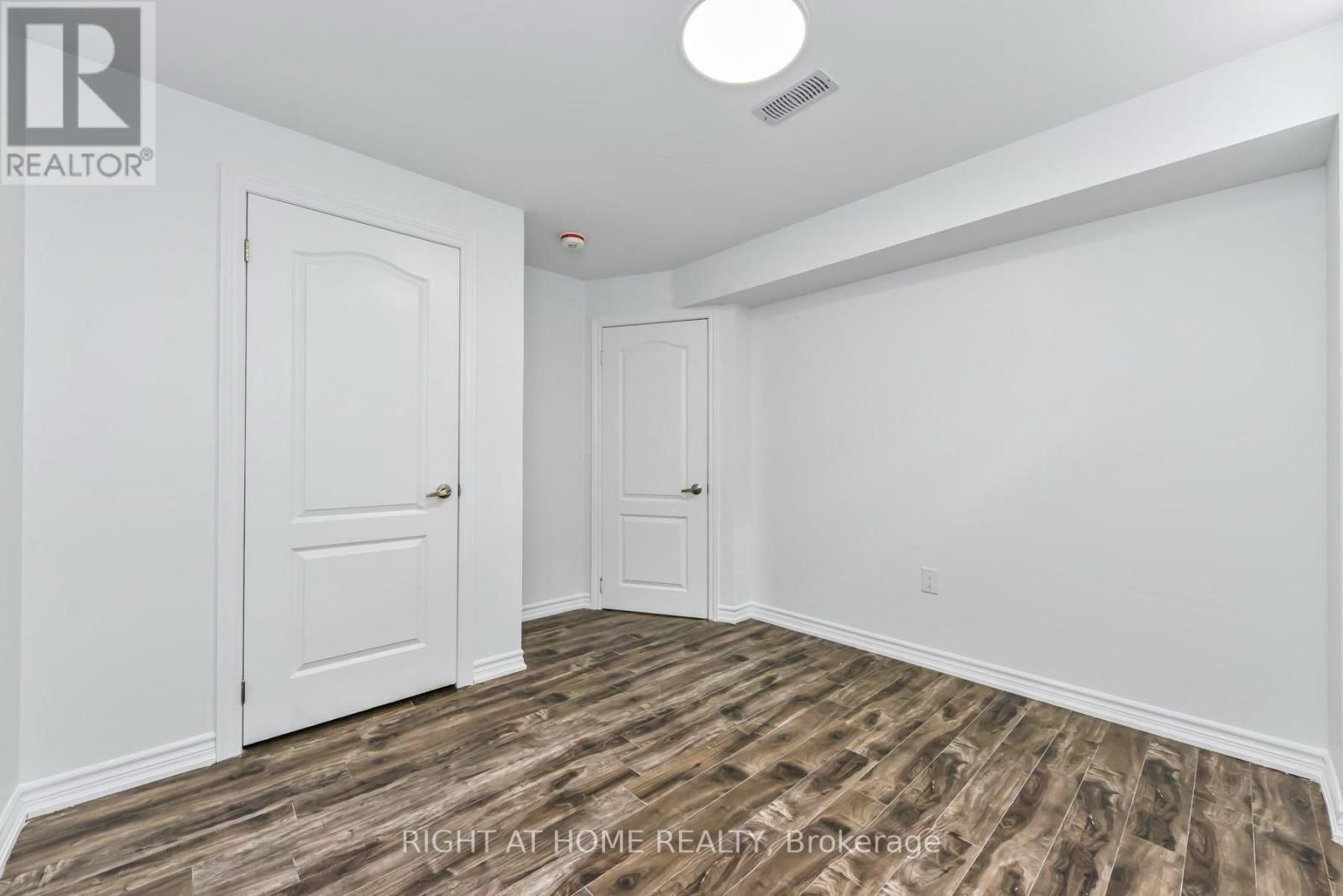 Basement - 59 Vezna Crescent, Brampton, Ontario  L6X 5K4 - Photo 10 - W13094854