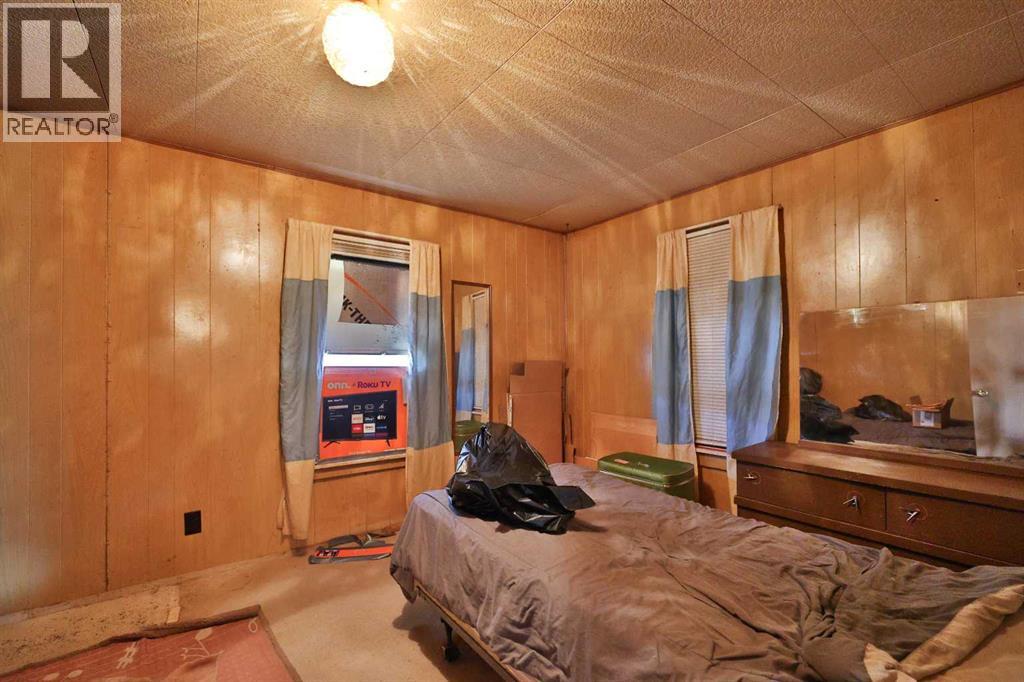 102 County Road, Warner, Alberta  T0K 2L0 - Photo 14 - A2299916