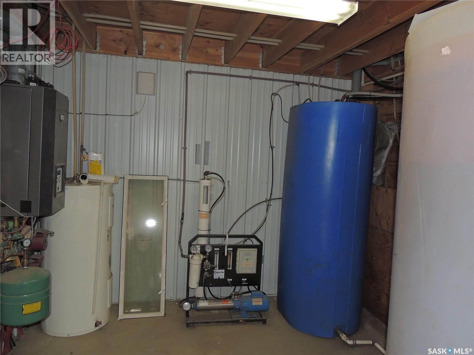 Anderson Acreage, Estevan Rm No. 5, Saskatchewan  S4A 2A3 - Photo 40 - SK035335
