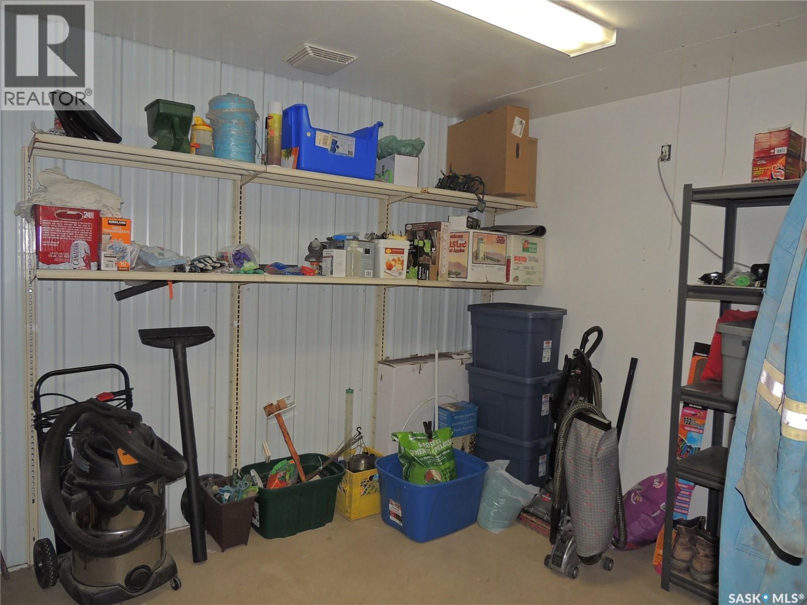 Anderson Acreage, Estevan Rm No. 5, Saskatchewan  S4A 2A3 - Photo 43 - SK035335