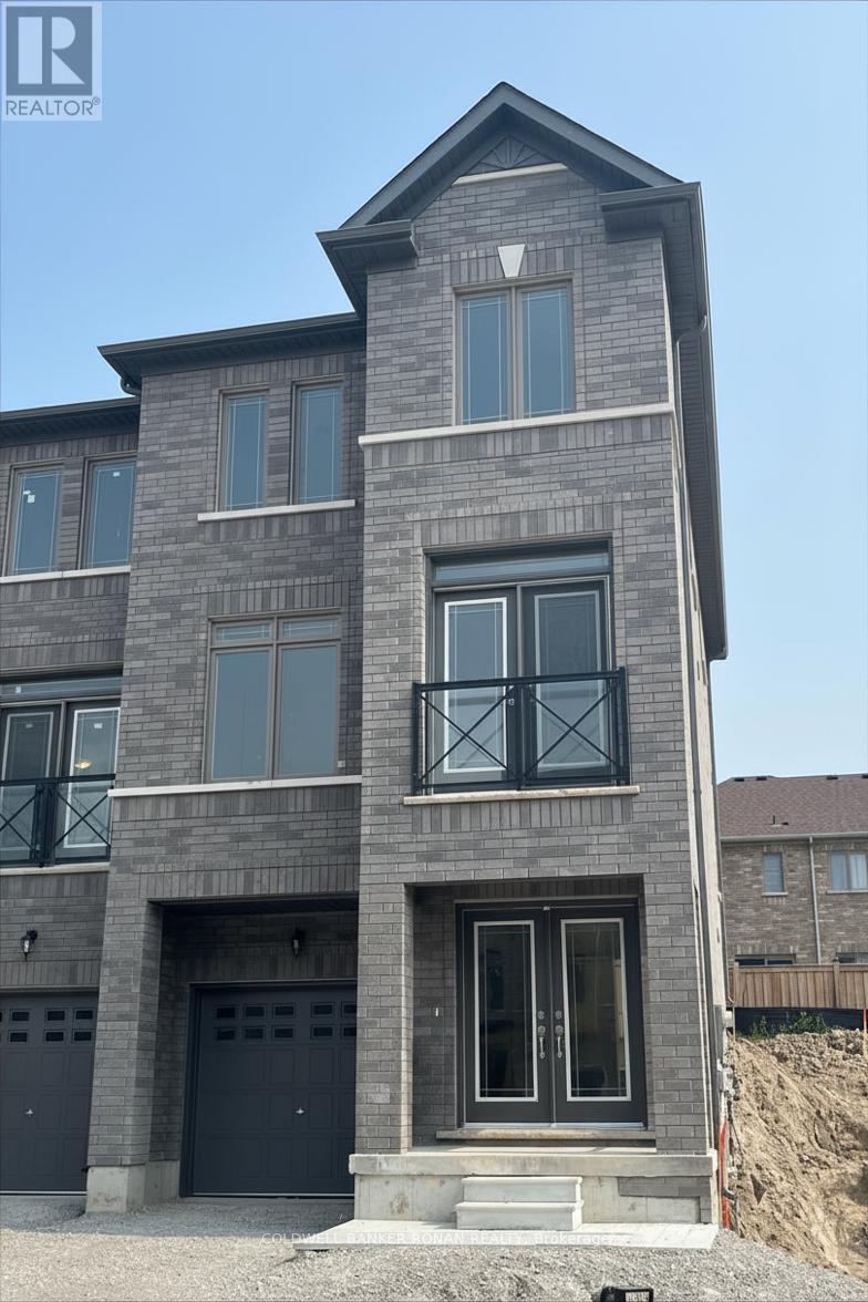 13 Elgin Court, Bradford West Gwillimbury, Ontario  L3Z 4R1 - Photo 3 - N13099404