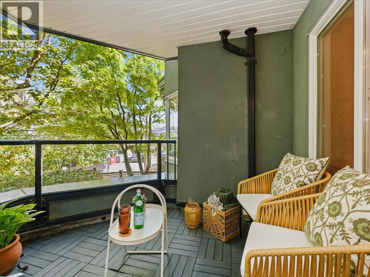 207 1925 W 2nd Avenue, Vancouver, British Columbia  V6J 1J2 - Photo 11 - R3121150