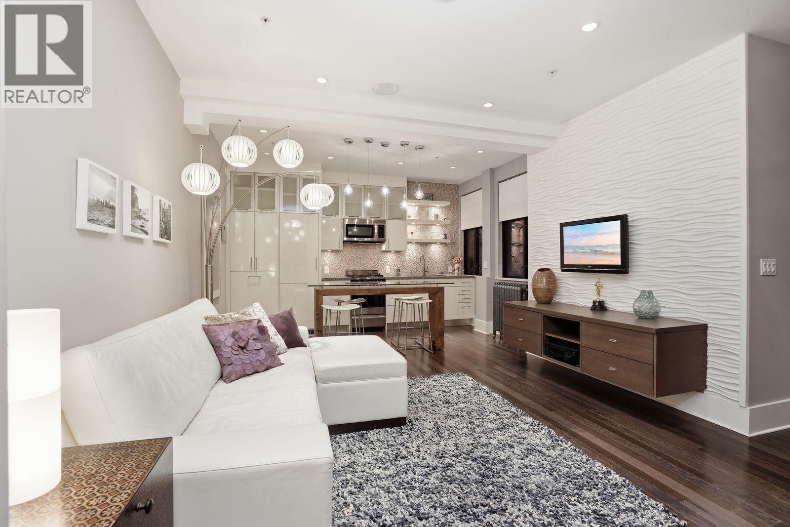 603 175 E Broadway, Vancouver, British Columbia  V5T 1W2 - Photo 3 - R3121175